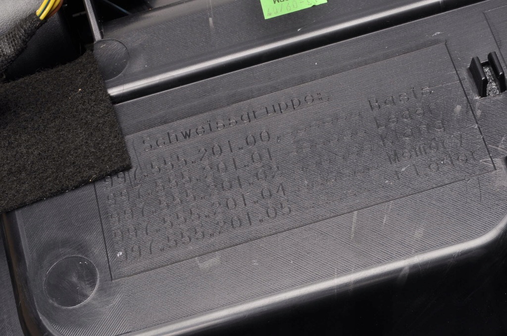 фото №13, Porsche 911 997 обшивка дверь левый anglik 99755525100