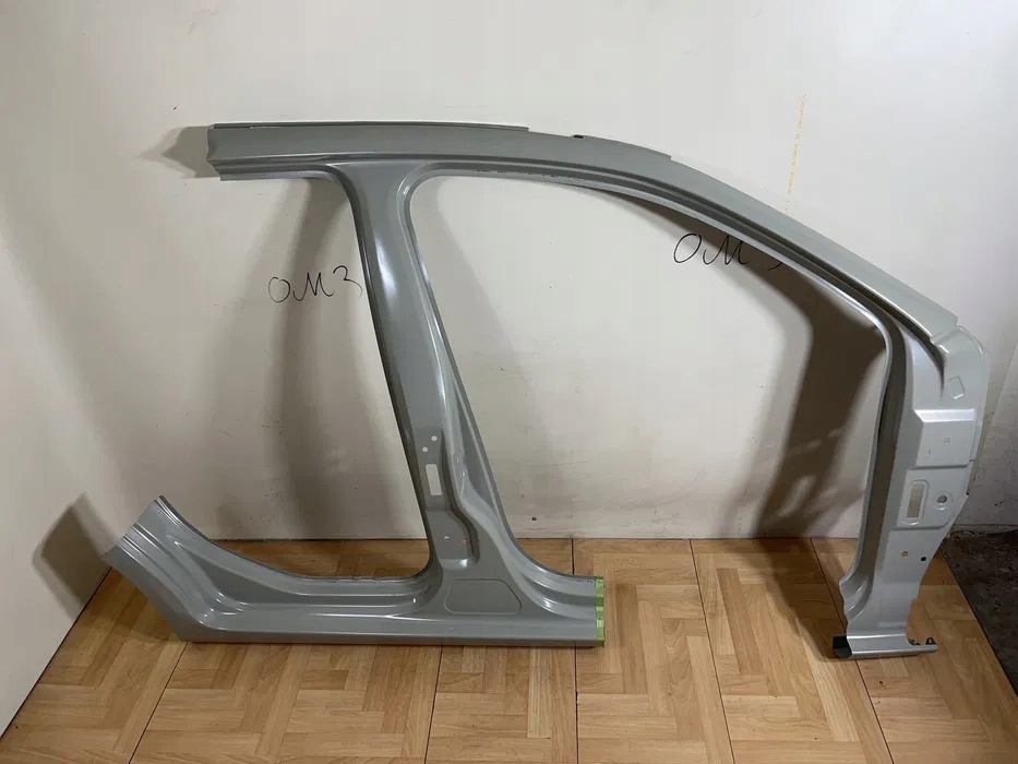 фото №1, Vw golf 5 golf 6 kombi обшивка правое