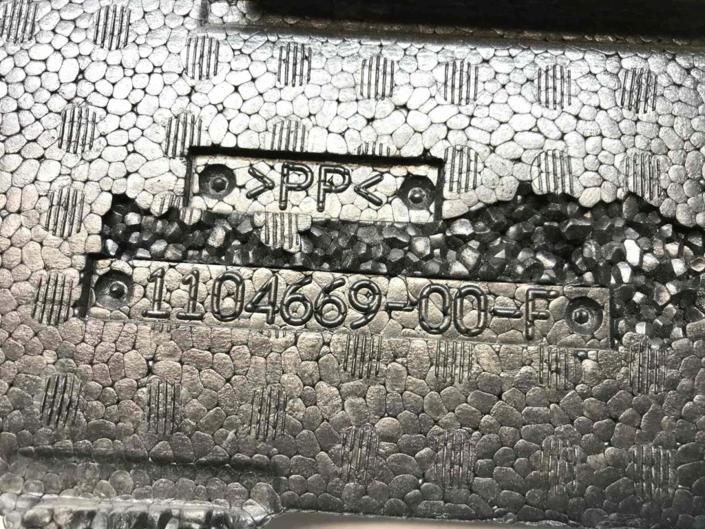 фото №10, Tesla 3 абсорбер пена перед 1104669-00-f