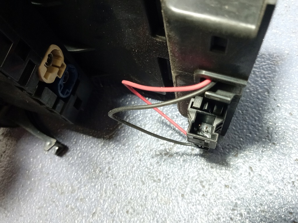 фото №8, Mercedes s w222 модуль зарядное устройство индукционной