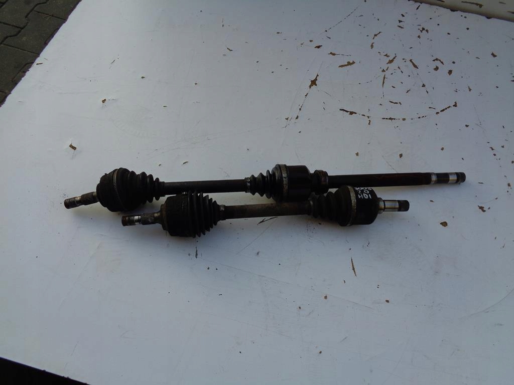 фото №1, Приводной вал левый перед peugeot 3008 i 2.0 hdi