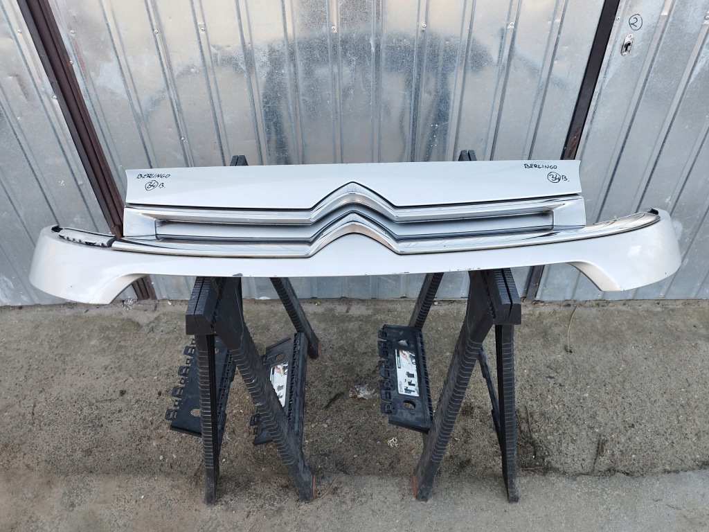 фото №1, Решётка радиатора решётка радиатора бампера перед citroen berlingo ii lift 2012-2015 цвет ezrc