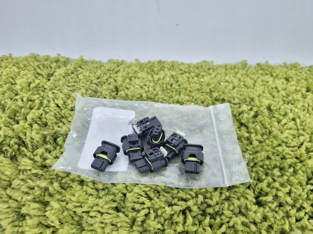 Купити Штекер з'єднувач колодка датчик паркування pdc x1 e84 mini r55 r56 r57 r58