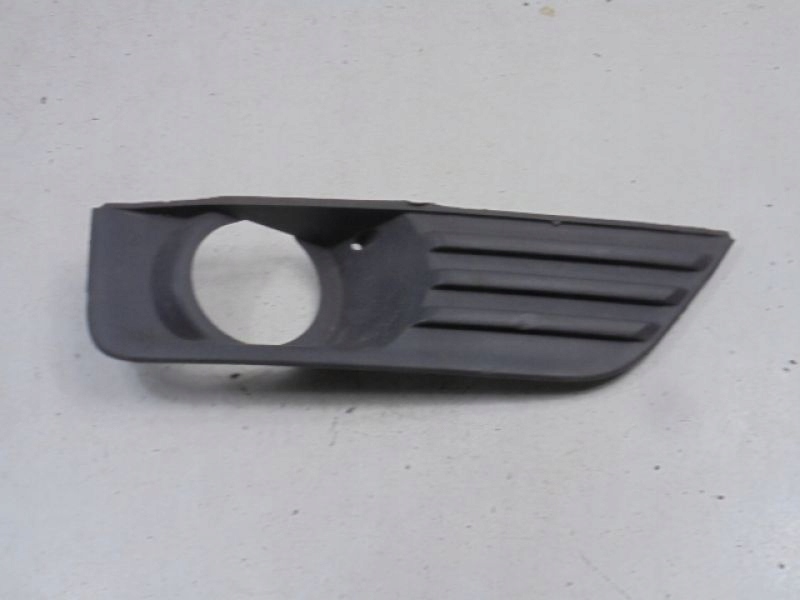 Ford focus mk2 решітка бампера перед ліва правий в Україні