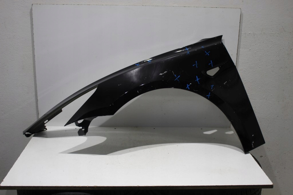 Купить Tesla model 3 крыло  перед передний левое