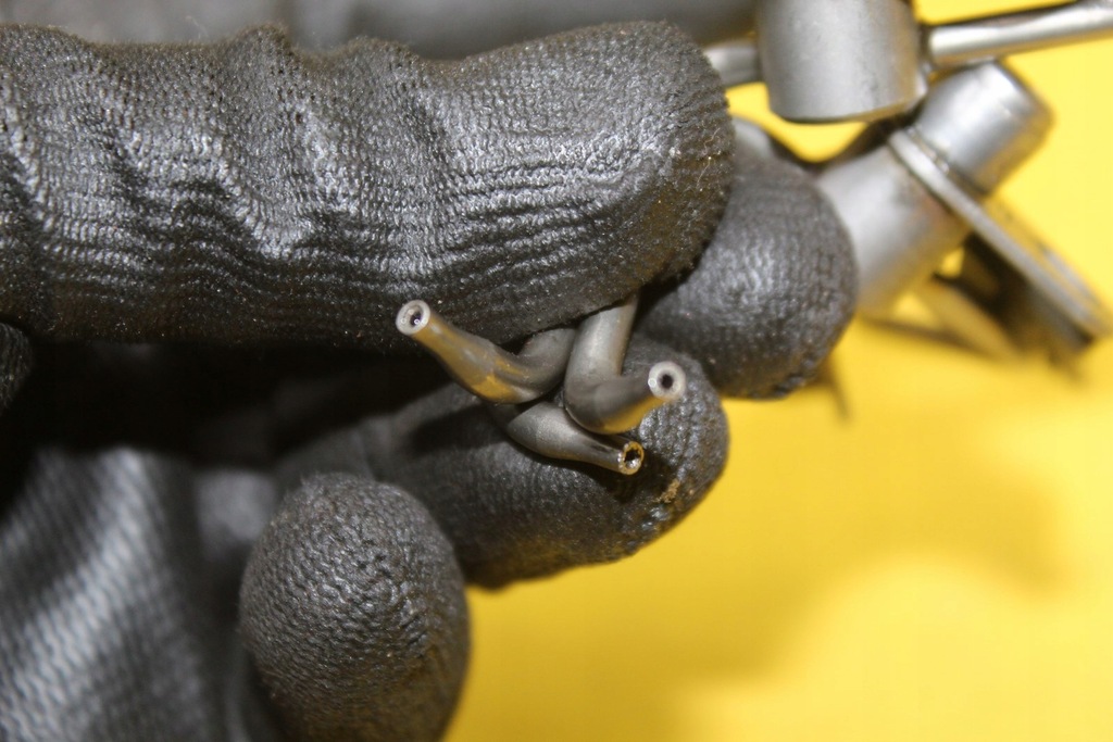 фото №5, Smarowniczki поршневые a5 a6 c7 chv 2.8fsi