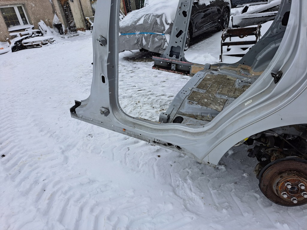 фото №2, Ford s-max mk2 2016 r порог блок двигателя левый задняя