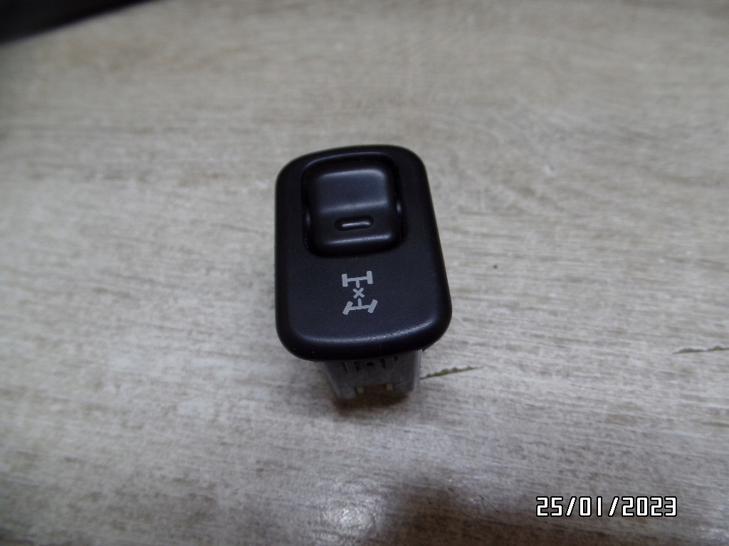 фото №1, Кнопка переключатель блокировка привода daihatsu