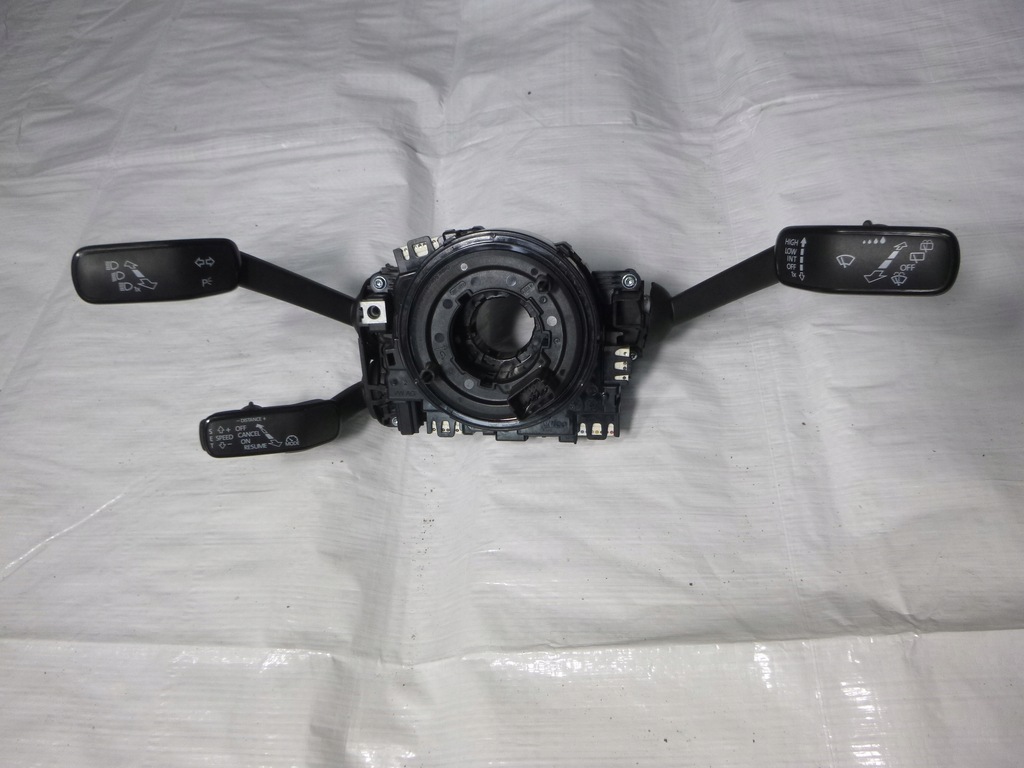 фото №1, Переключатель комбинированный переключатели skoda kamiq