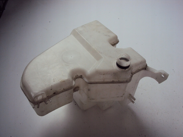 фото №1, Бачок омывателя lexus is ii 05-13