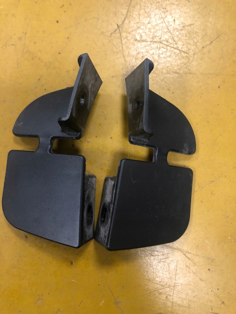 фото №1, Левая прокладка крыла задняя направляющая nissan leaf ze0