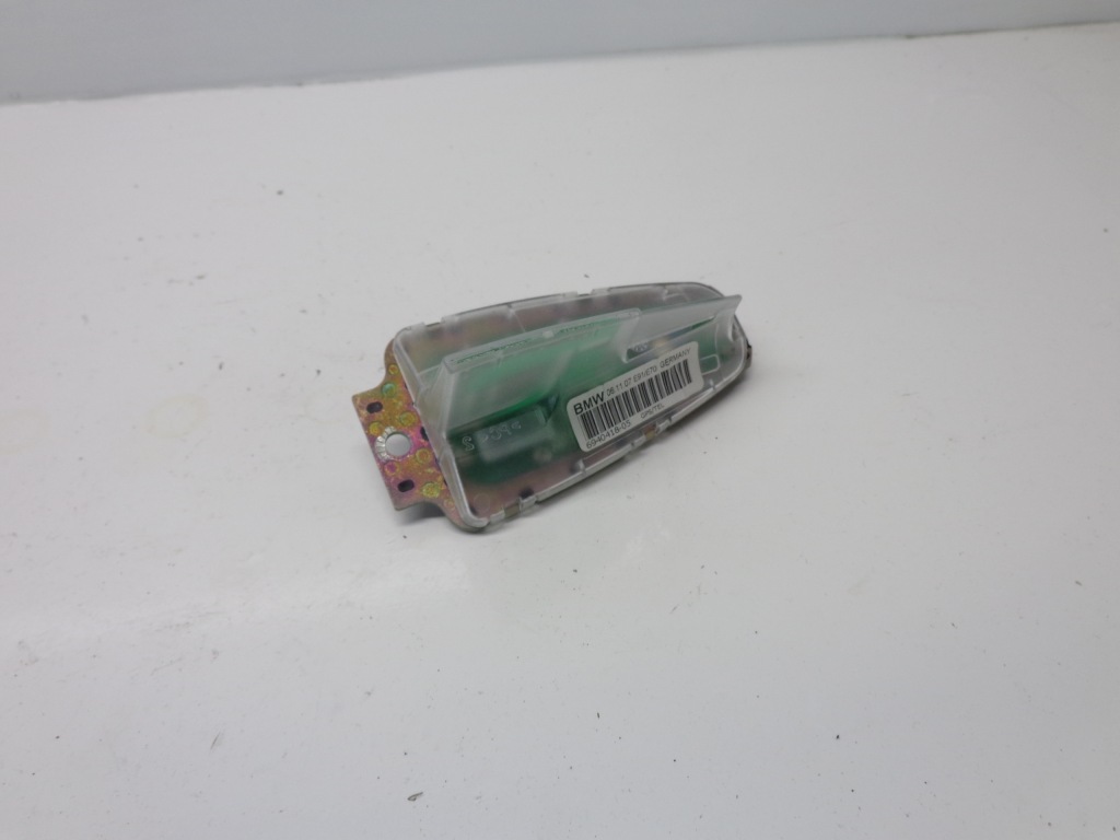 фото №1, Bmw 3 e90 e91 антенна радио кровельная плавник gps 6940418