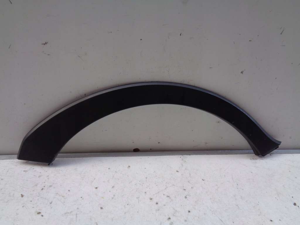 фото №1, Молдинг крыла правая задняя subaru xv 17- crosstrek