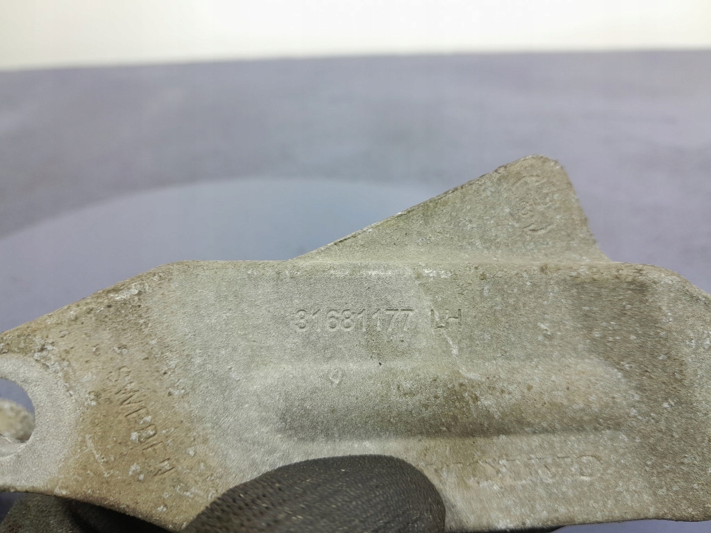 фото №5, Volvo xc60 ii крепления кронштейны рессора поперечный задняя 31681178