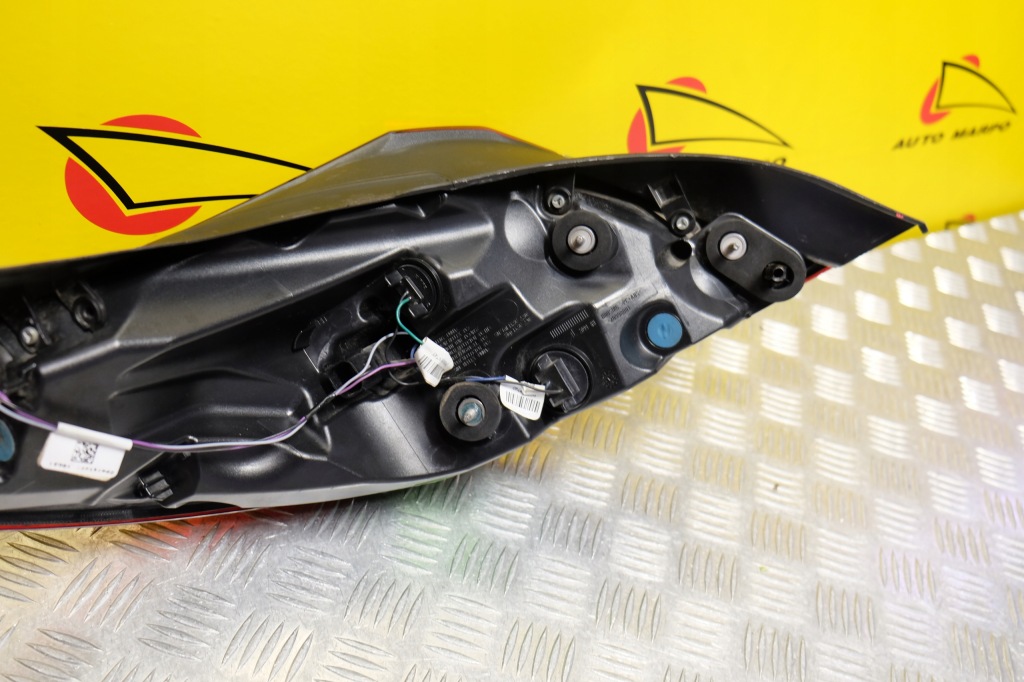 Купить Buick regal lift 2014 - лампа задний  правая задняя usa