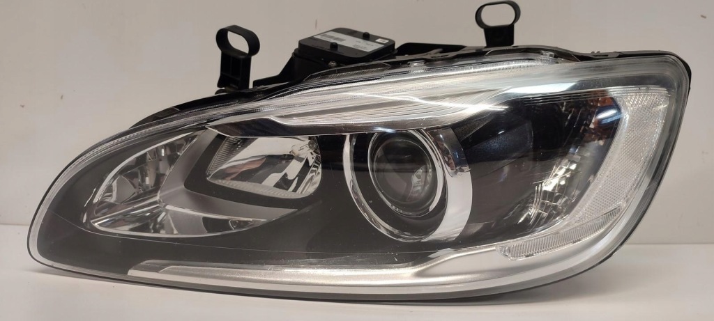 Купить Volvo v60 лампа левый перед anglik 31420110 rhd