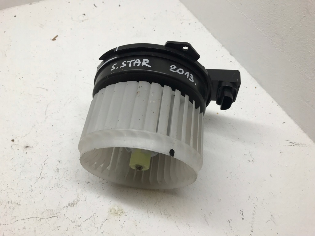 фото №1, Mitsubishi space star ii повітродувка обігрівача eu