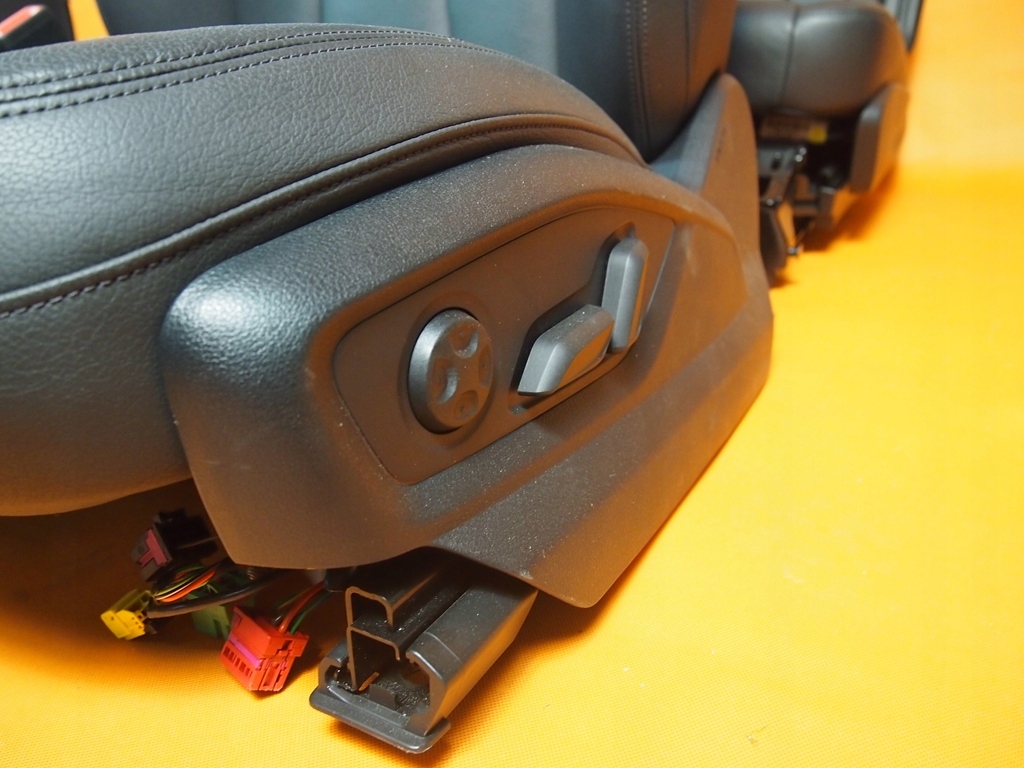 фото №7, Audi q7 4m сидіння заднє сидіння 7 os. обігрів задня bose