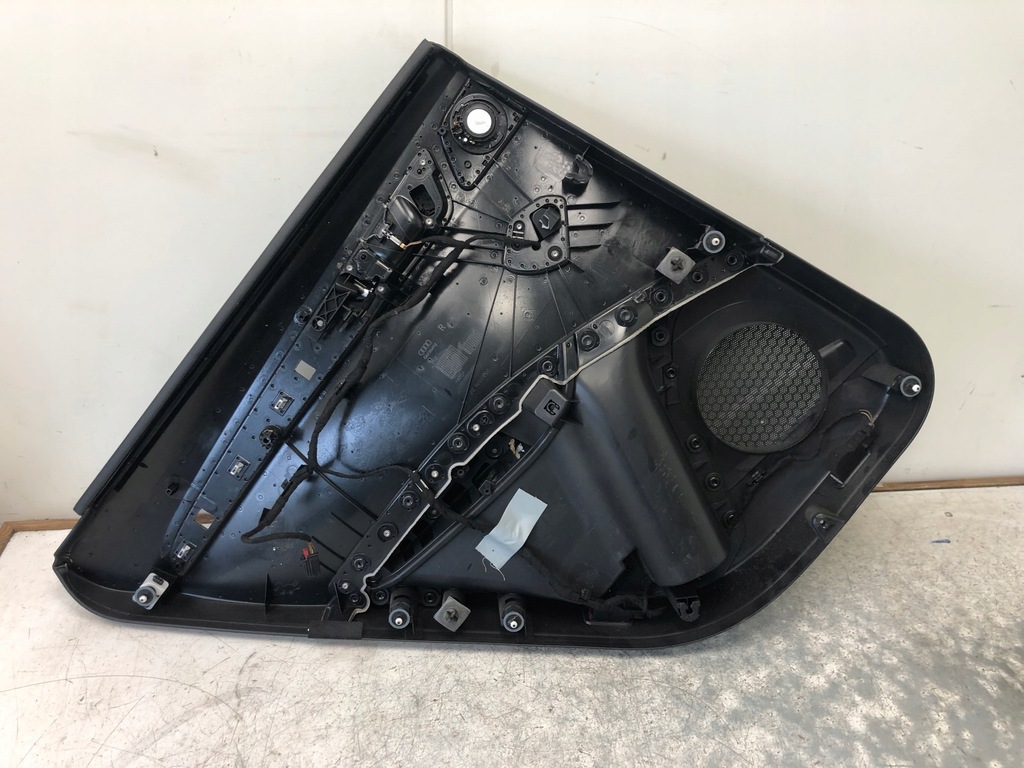 фото №5, Обшивка дверь правый задняя audi q5 8r