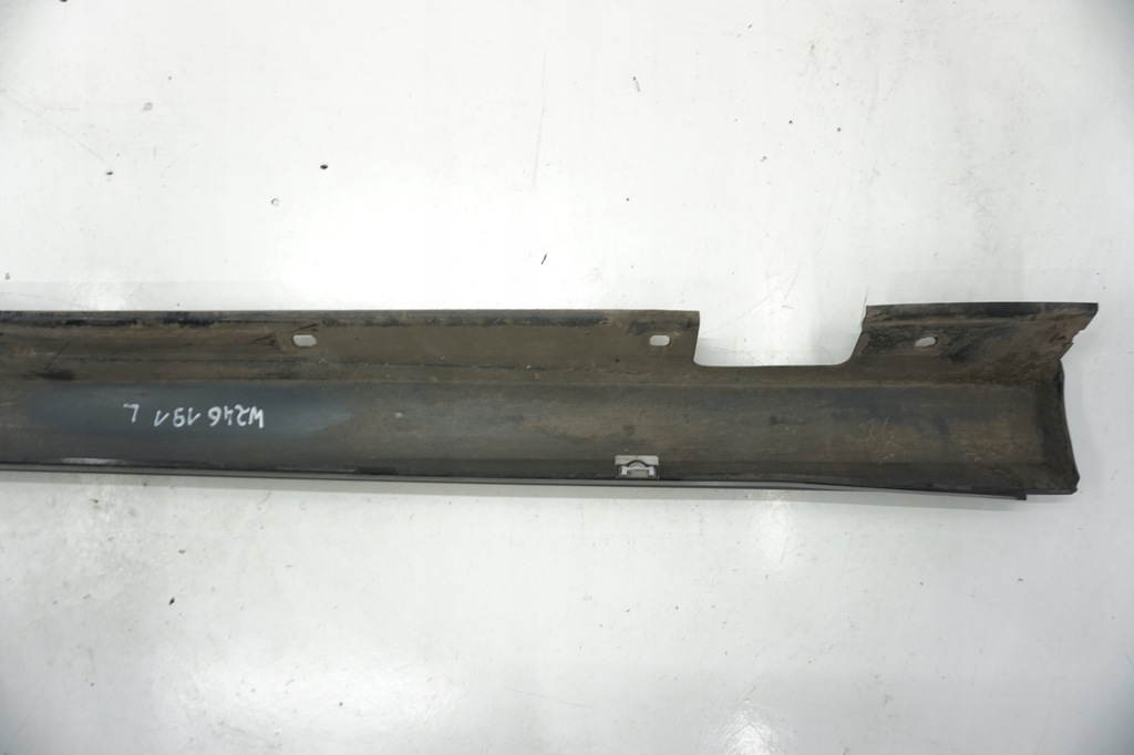 фото №10, Mercedes w246 молдинг порог левая 191