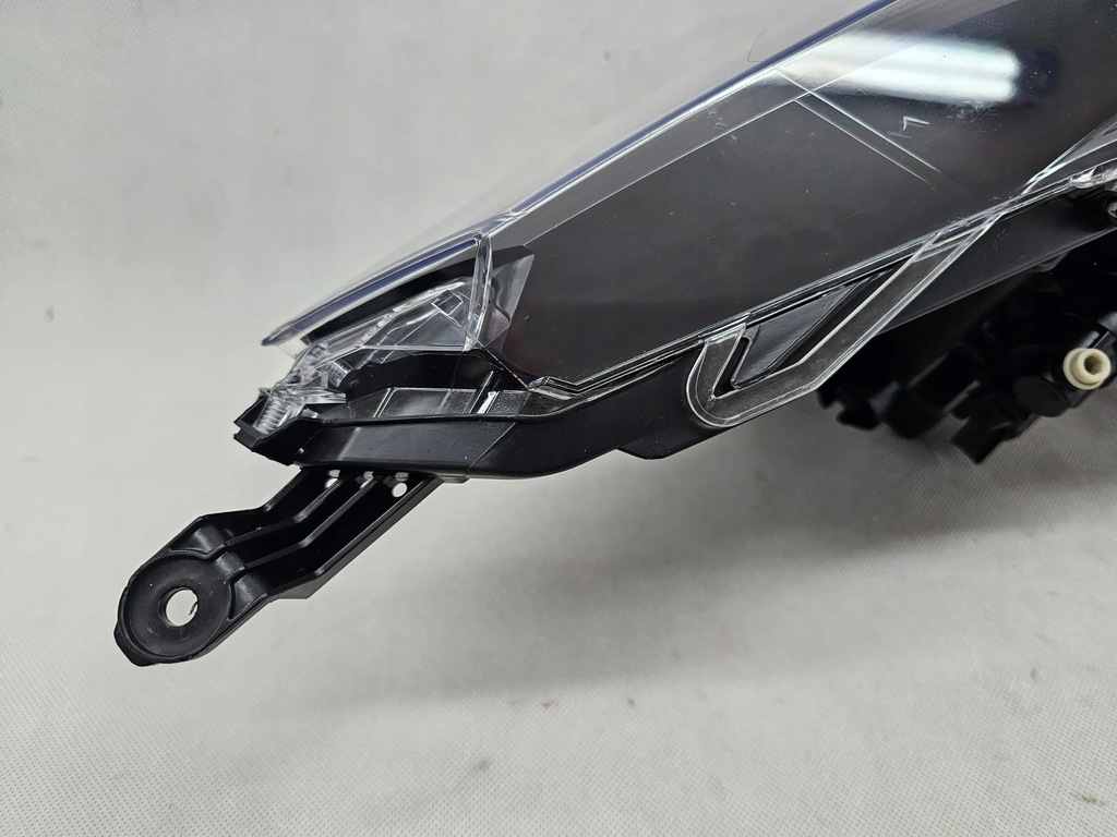 фото №8, Toyota corolla cross 20 лампа перед передня ліва full led лінза 16-183