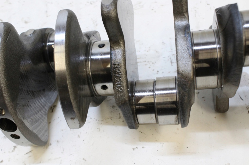 Mercedes w211 wał коленчатый r27202 3.5b Доставка