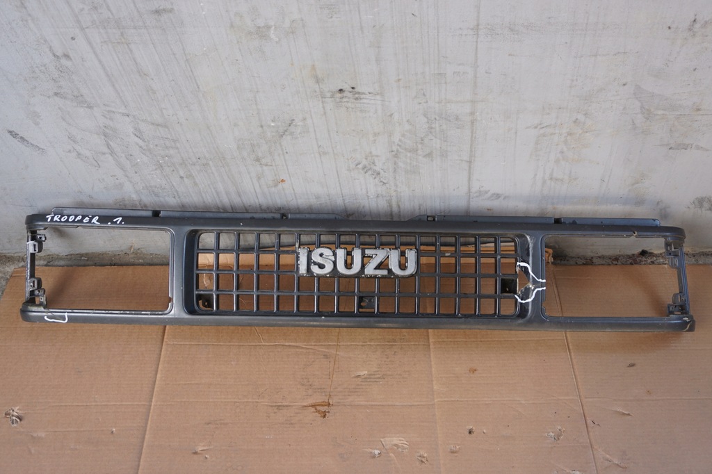 фото №1, Isuzu trooper решітка радіатора решітка радіатора 84-91r