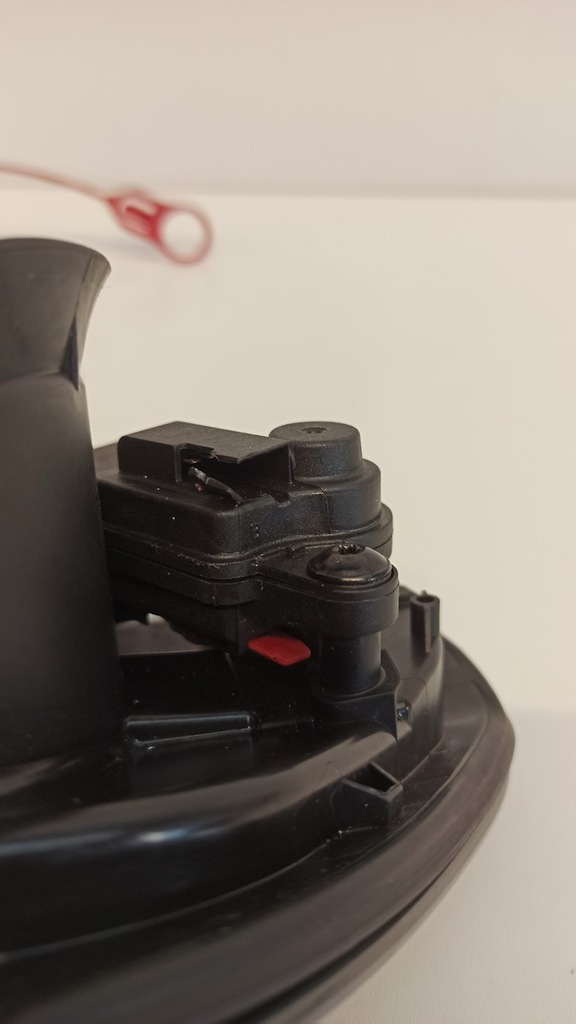 фото №11, Audi a1 82a крышка заливной x7g lx7g 82a809906