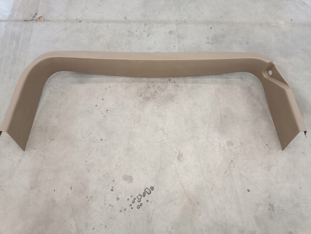 фото №1, Chrysler town country защита крышки багажника верхний