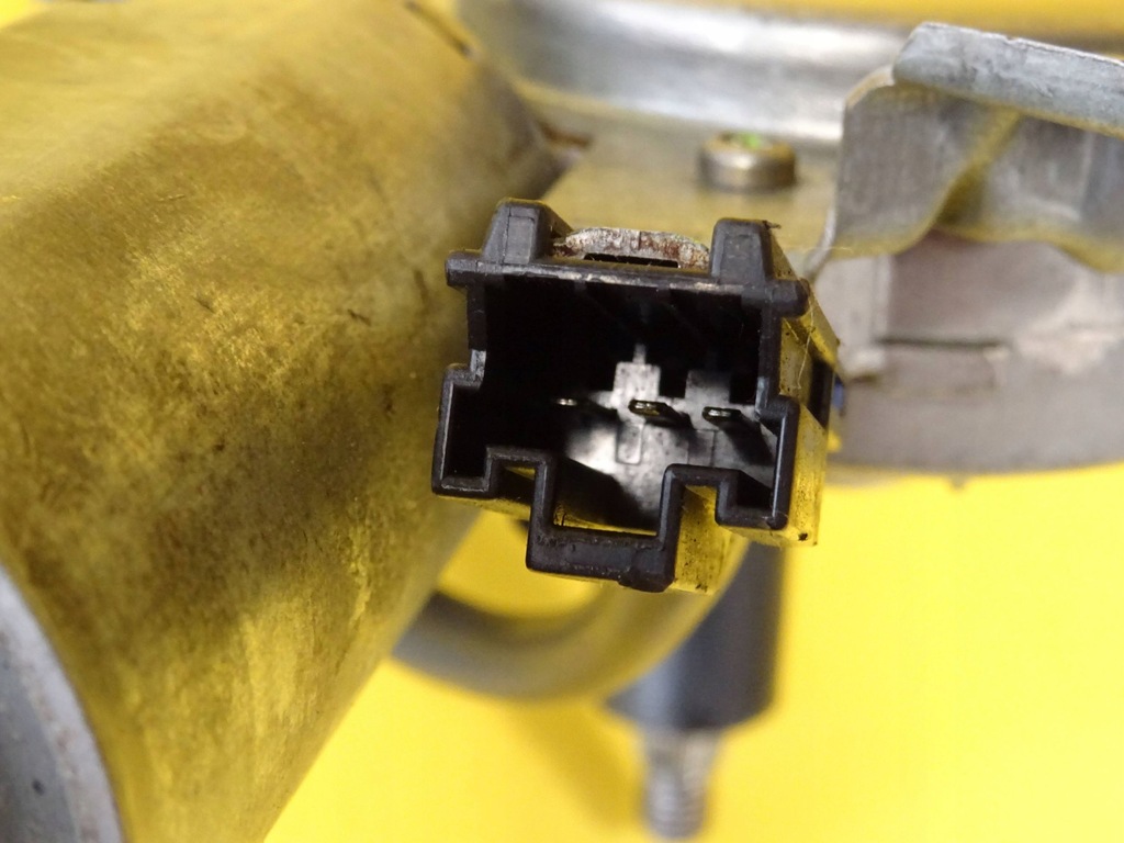 фото №6, Моторчик дворники задний задняя mitsubishi carisma 0390206514 nr106