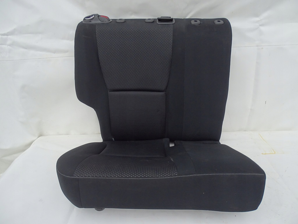 фото №1, Заднее сиденье спинка toyota auris i lift хэтчбек