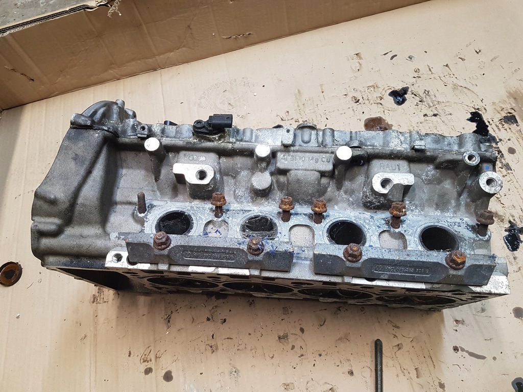 фото №6, Audi rs4 b7 головка правая 079103374ap