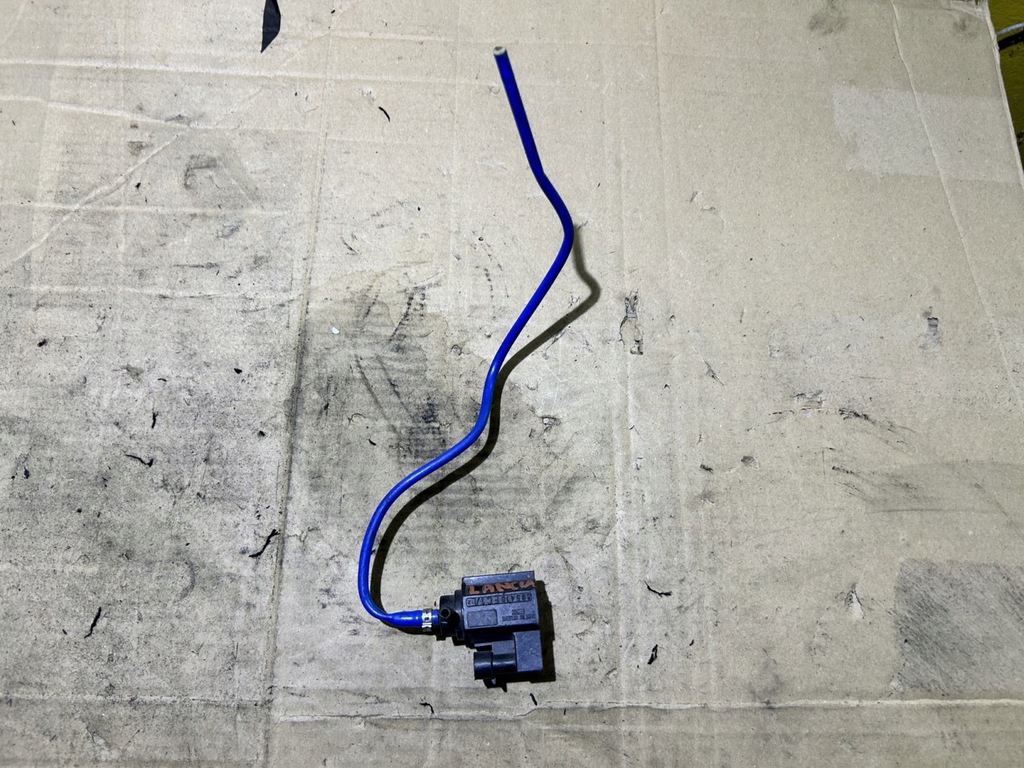 фото №1, Клапан вакуумa fiat lancia 1.2 385410ec1