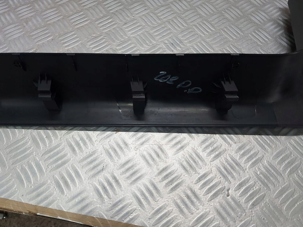 фото №5, Пластик поріг захист права накладка peugeot 208 5d 2008