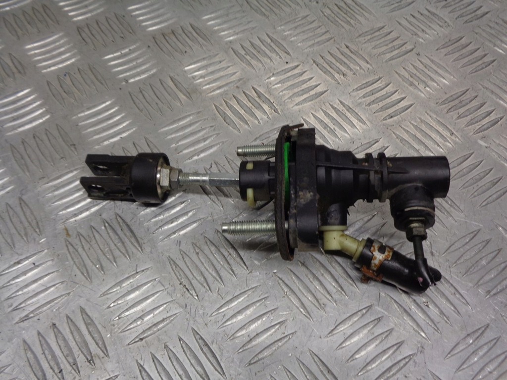 фото №1, Помпа сцепления toyota auris 1.4 d4d