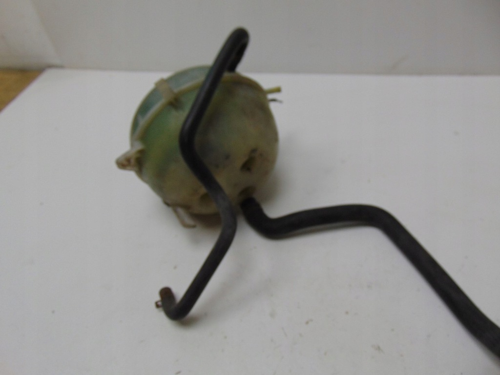 фото №6, Бак расширительный жидкость vw transporter t5 1.9 tdi 7h0121407