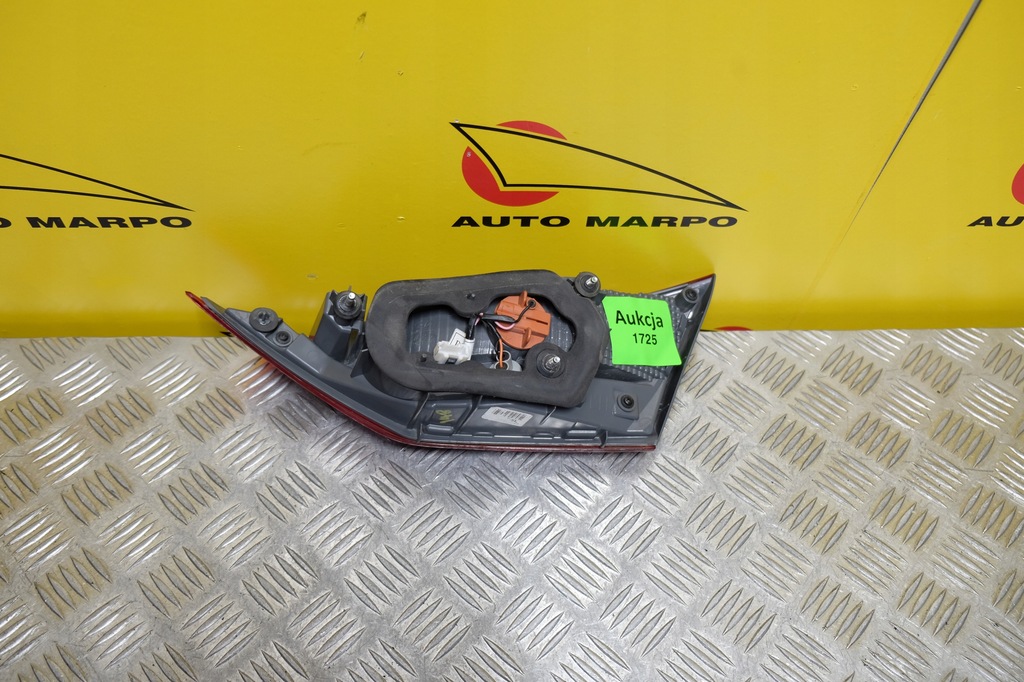 фото №10, Hyundai elantra 2016-2017 лампа крышки задняя левая usa