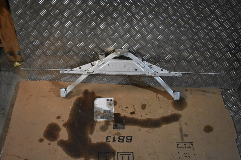 фото №1, Idealna распорка передняя porsche panamera 971 1