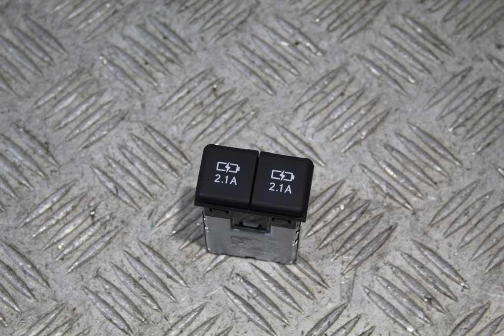 фото №1, Разъём зарядки usb lexus ux 250h ux250h