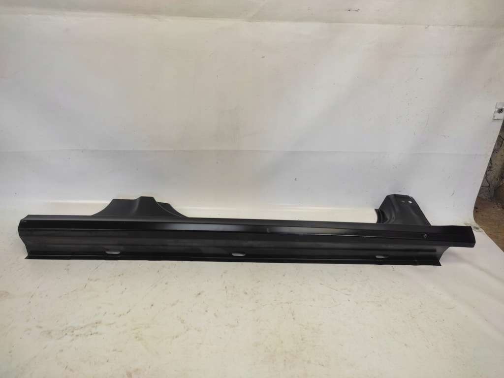 фото №7, Skoda octavia iv 5e порог правый обшивка блок двигателя 2019- 2020-