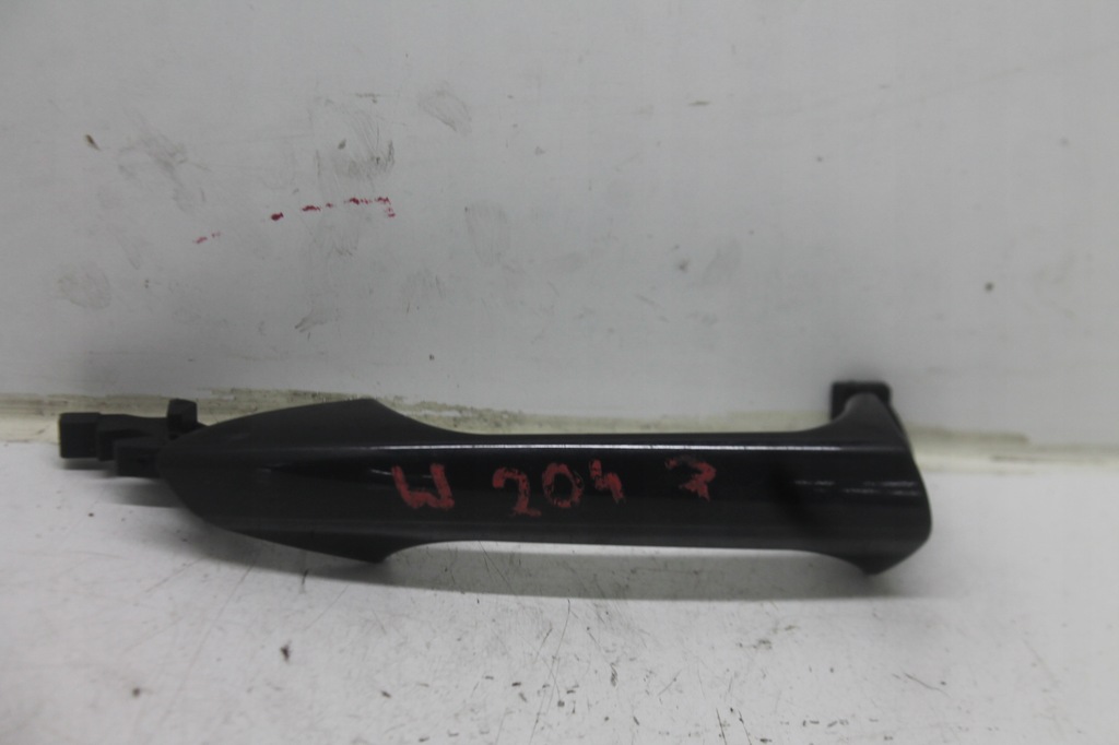 фото №1, Ручка зовнішня двері правий перед a2047600270 mercedes w204 w176 w246