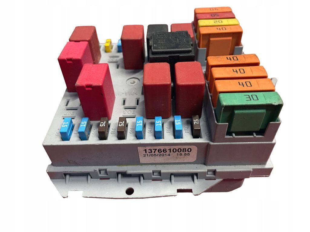 Купить Fiat ducato 2013 рамка / модуль предохранителей 1376610080