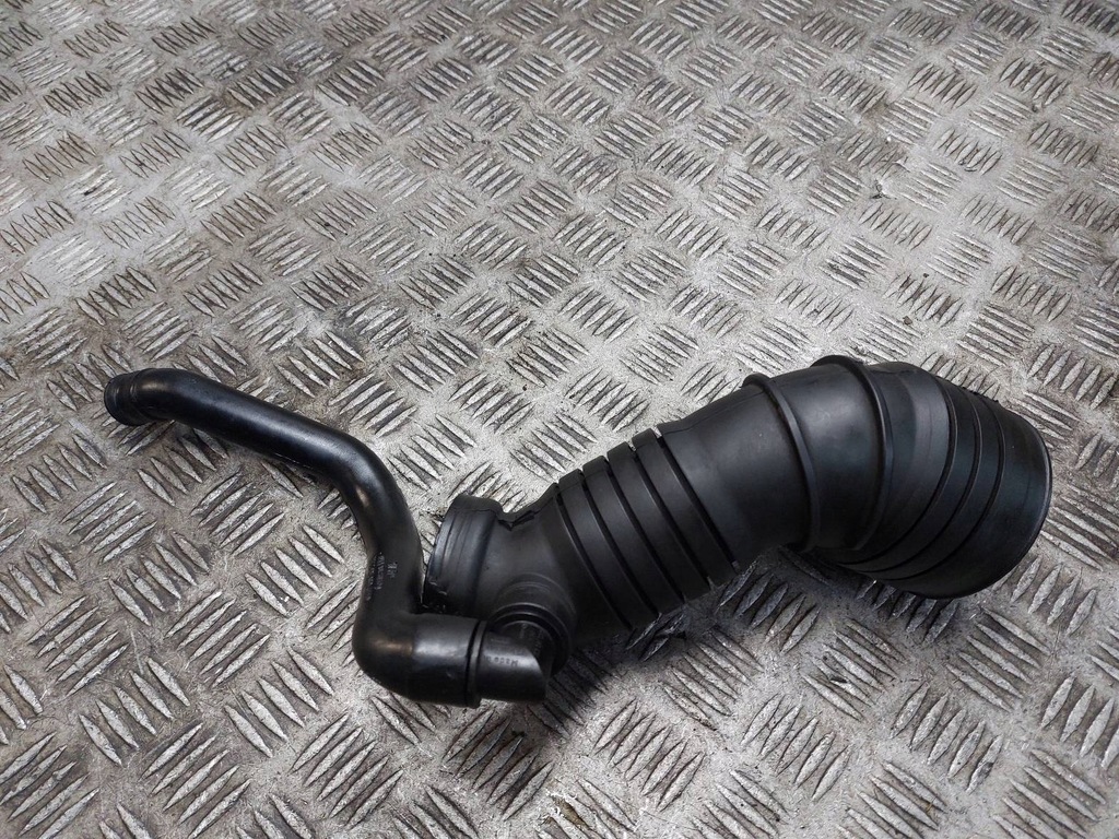 фото №1, Труба воздухозаборник воздуха audi a6 c5 4b0129627a 059103221d