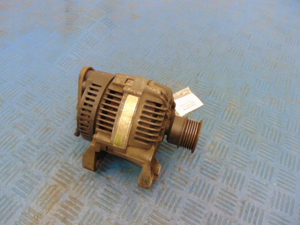 фото №1, Bmw e36 sedan 1.8b генератор