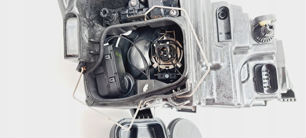 фото №10, Vw polo v 6r0 лампа ліва звичайна 6r1941015e