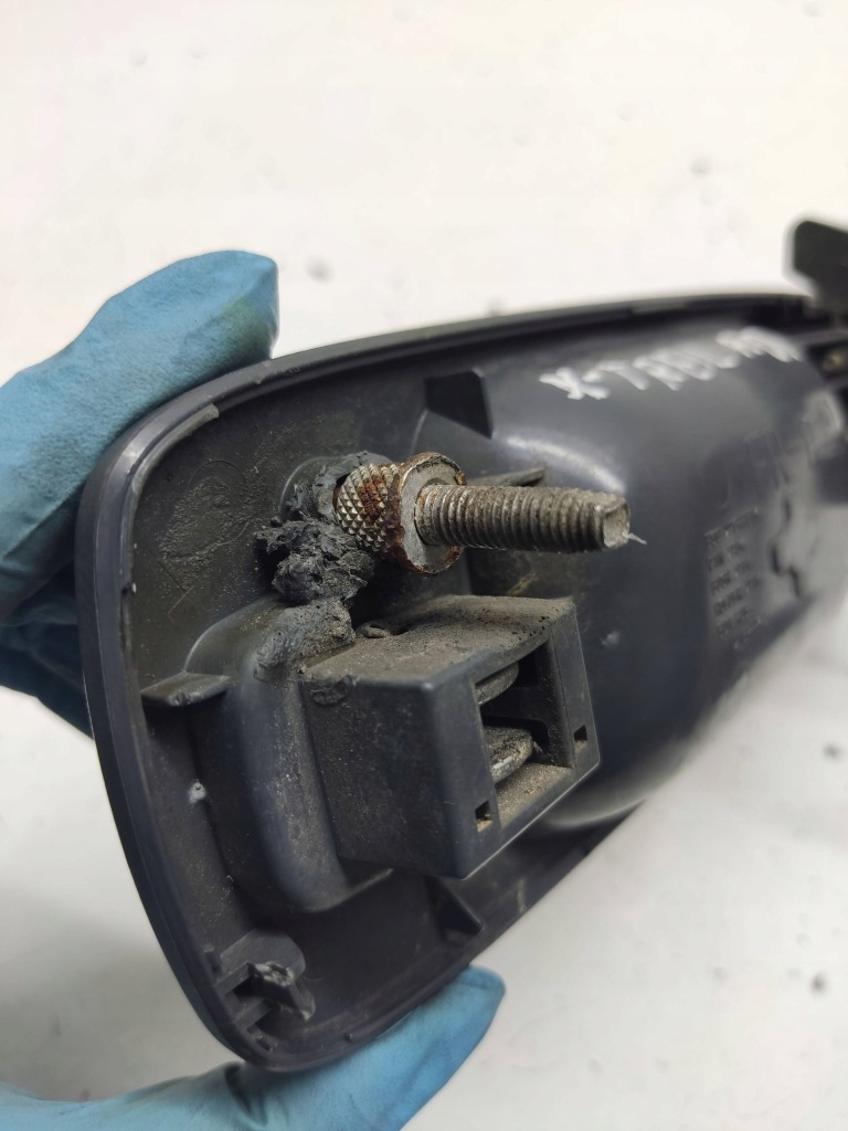 фото №8, Nissan x-trail t30 2004 наружная ручка дверь передних