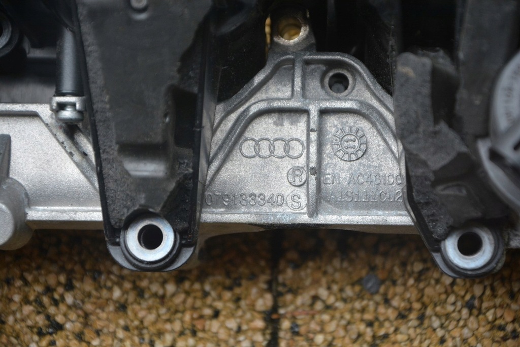 фото №12, Колектор всмоктуючий audi rs7 079133110bf 079133109bf