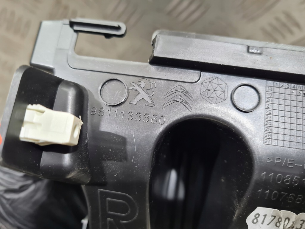 фото №7, Ліва права решітка повітря opel combo e