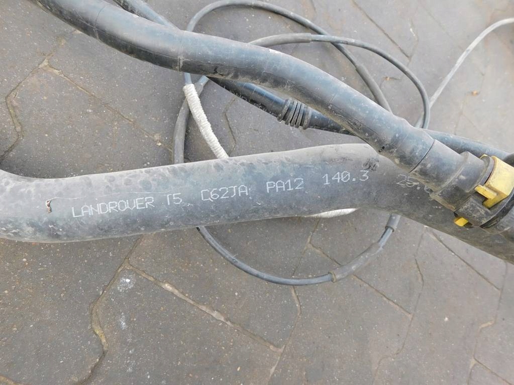 фото №11, Discovery iii l319 04r заливна горловина пального труба дроти