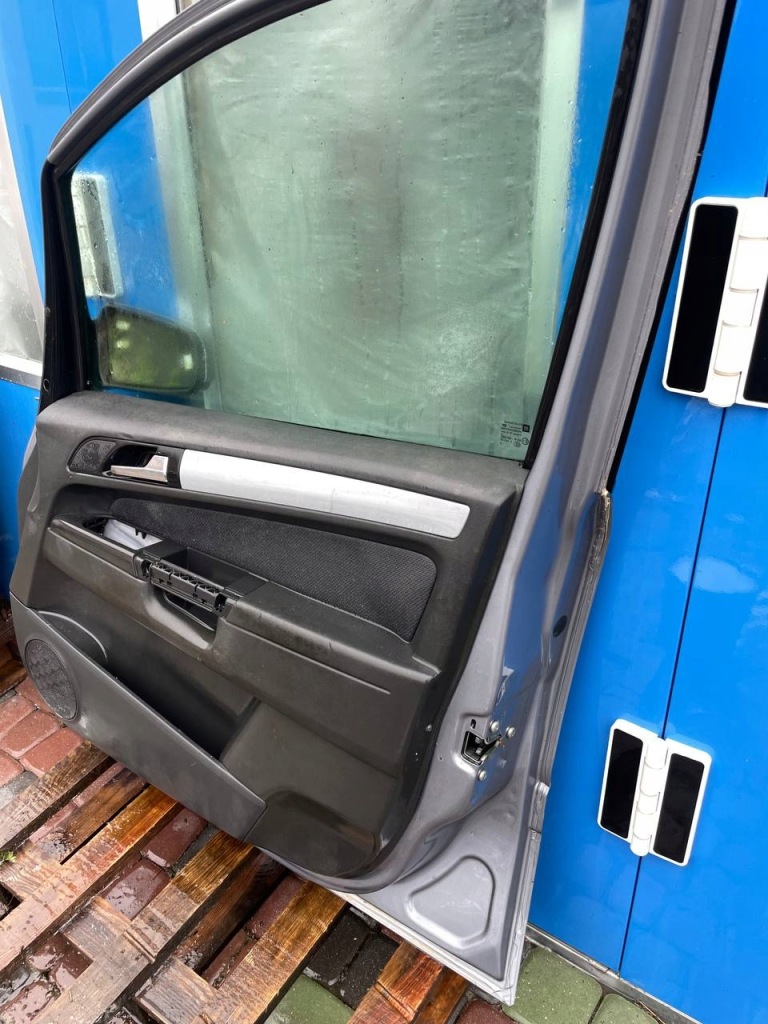 фото №10, Двері правий праве перед передні opel zafira b повний